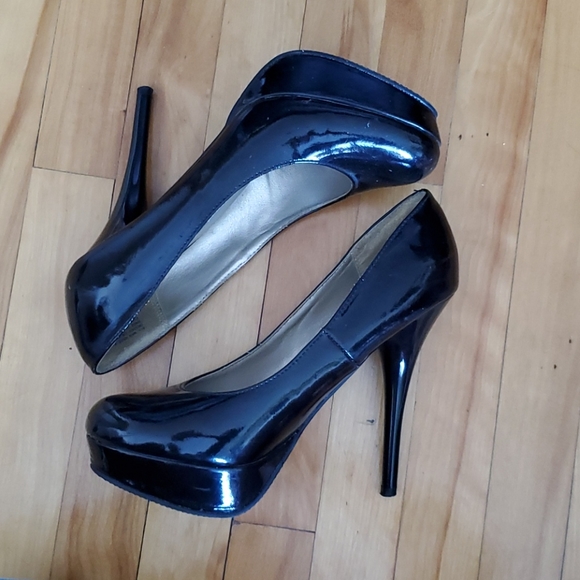 Steve Madden platform heels - Picture 3 of 10